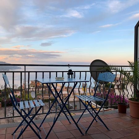"Sea-See" Studio Taormina Center - Bellissima Vista Mare - Corner Kitchen Exterior foto